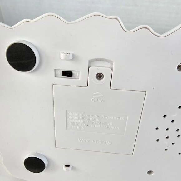 Trio of Plush Musical Singing *Dancing* Penguins On Block Of Ice Holiday Decor - Picture 11 of 12